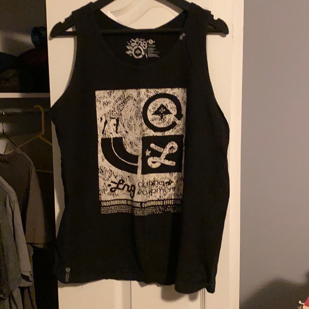 Lrg tank top size xl